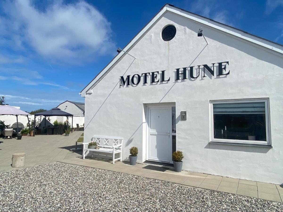 Motel Hune Apartments Blokhus Bagian luar foto
