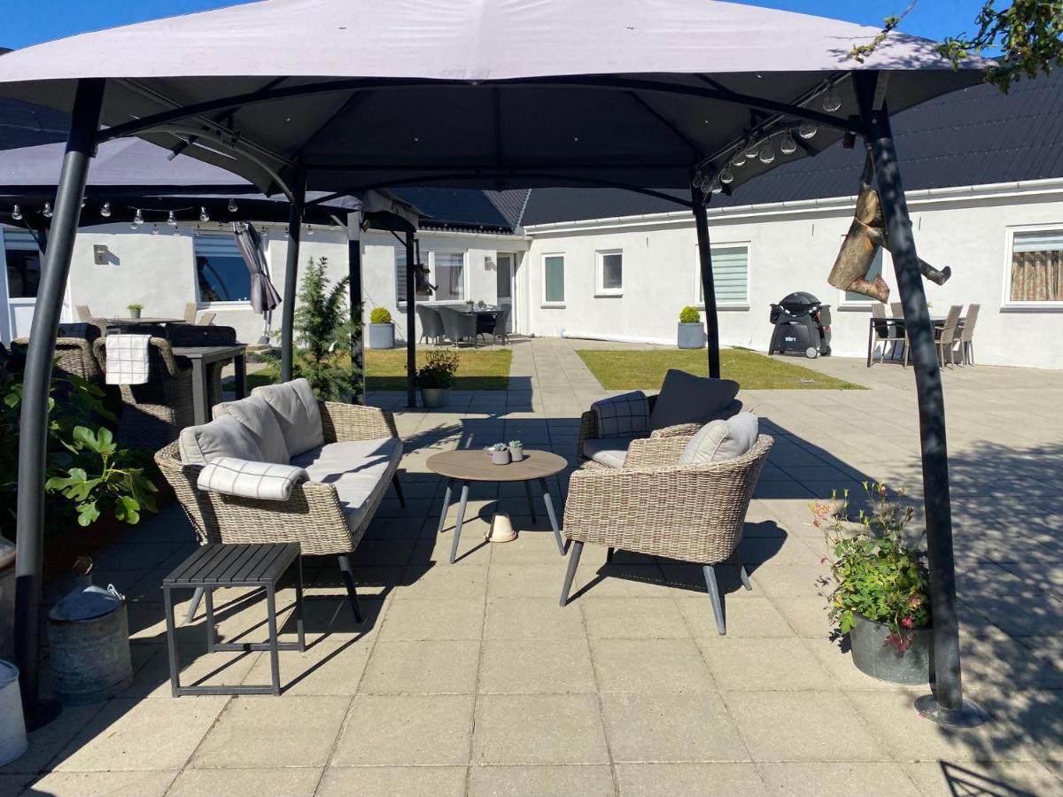 Motel Hune Apartments Blokhus Bagian luar foto