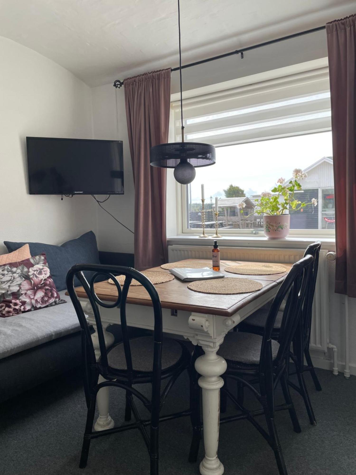 Motel Hune Apartments Blokhus Bagian luar foto